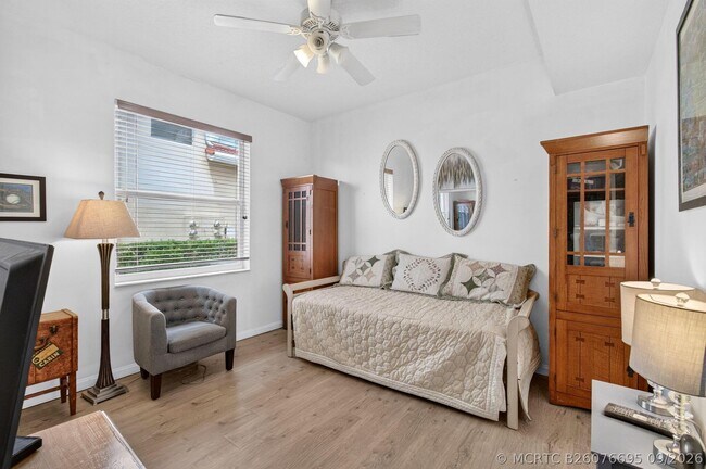 Building Photo - 12418 Crystal Pointe Dr