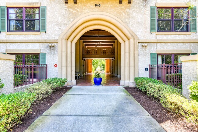 Building Photo - Ground-Floor Efficiency Condo | Laterra | St. Johns County