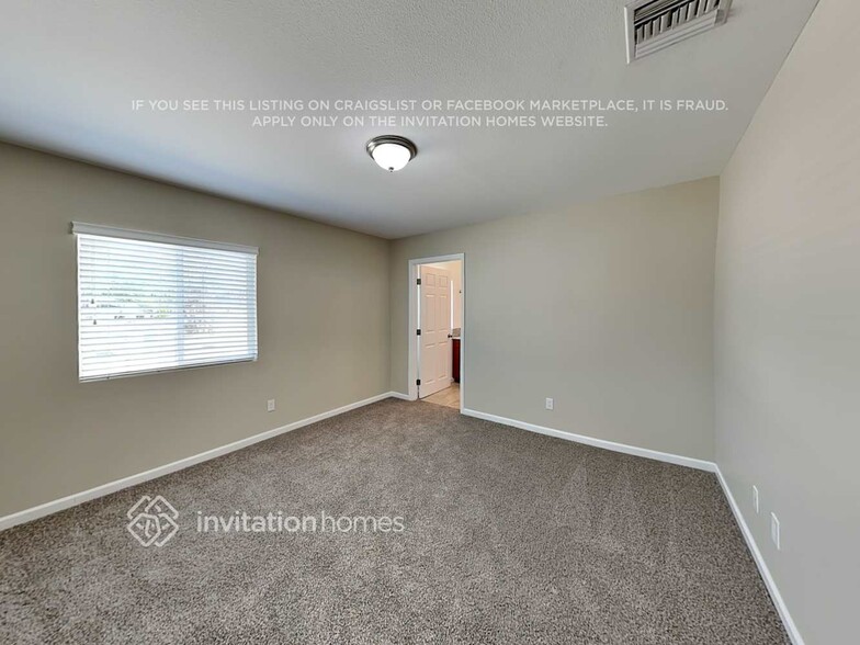 Building Photo - 12455 Telfair Ave