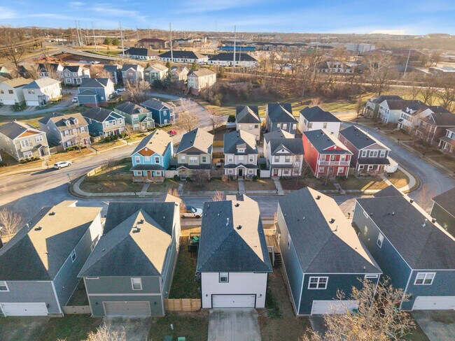 Building Photo - 3813 W Pawnee Rd