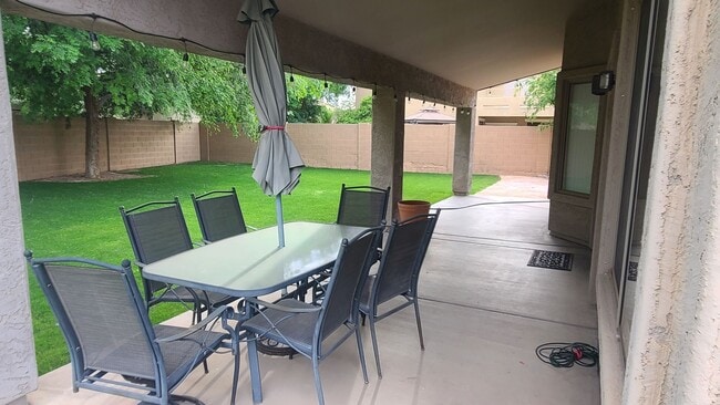 Building Photo - 5-bedroom in the heart of Gilbert