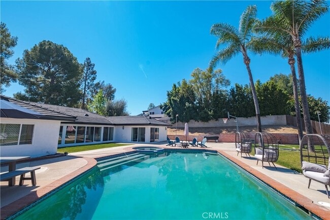 Building Photo - 9109 La Alba Dr