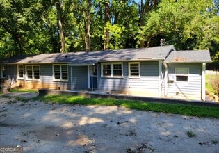 Building Photo - 516 Pendergrass Rd