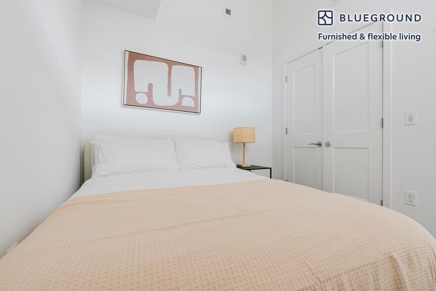 Building Photo - 1255 22nd St NW