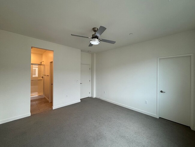 Building Photo - Beautiful 3BD/2.5BA Townhouse in San Ysidro W/ W/D, A/C, 2-Car Garage, Balcony, and Community Parks!