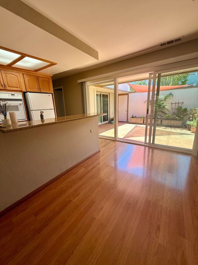 Building Photo - 3128 Tice Creek Dr