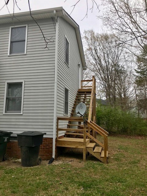 Building Photo - 2320 Morningside Dr