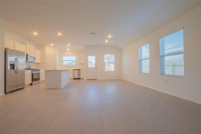 Building Photo - 107 Miglia St