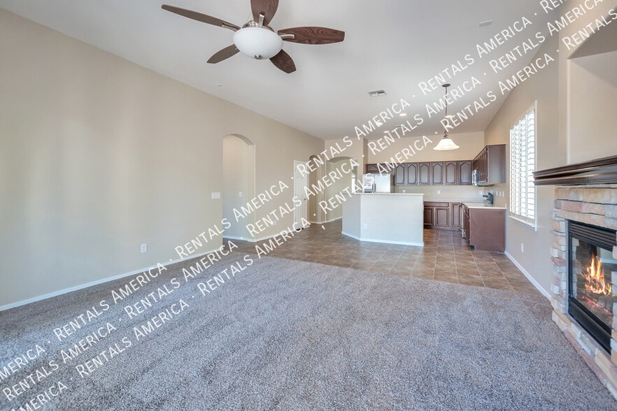 Building Photo - 43958 W Bailey Dr