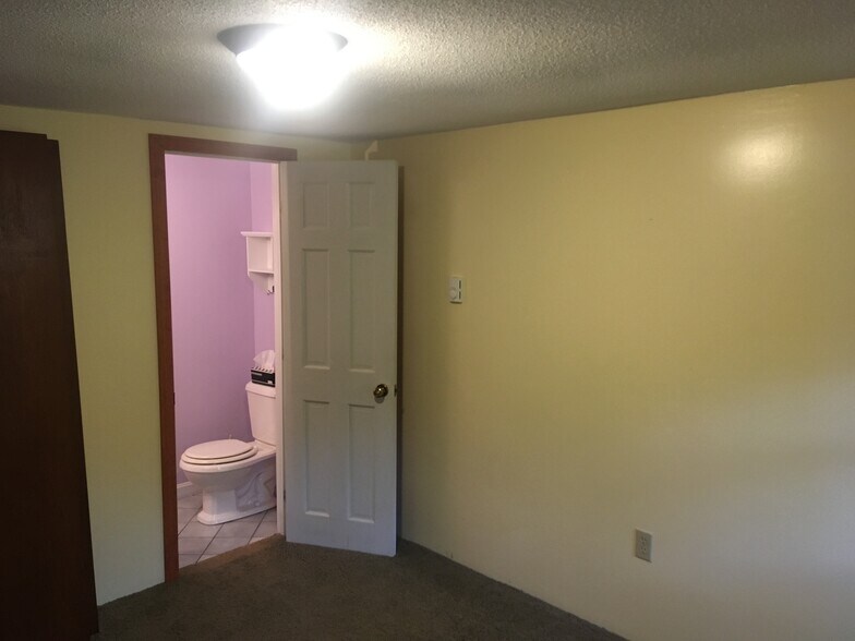 Bedroom - 56 London Rd