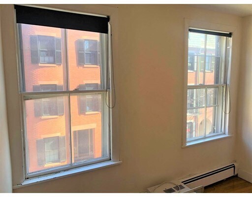 Building Photo - 32 W Cedar St