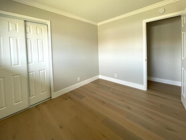 Building Photo - 1481 Lemos Ln