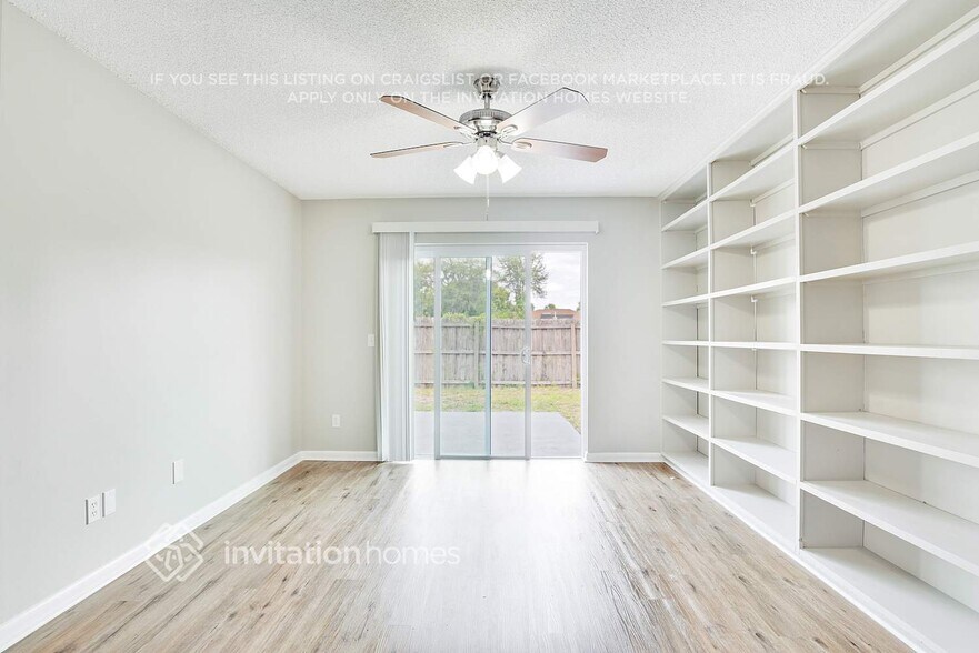 Building Photo - 213 Sweetgum Ct
