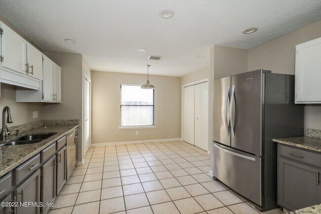Building Photo - 12485 Anesworth Ct