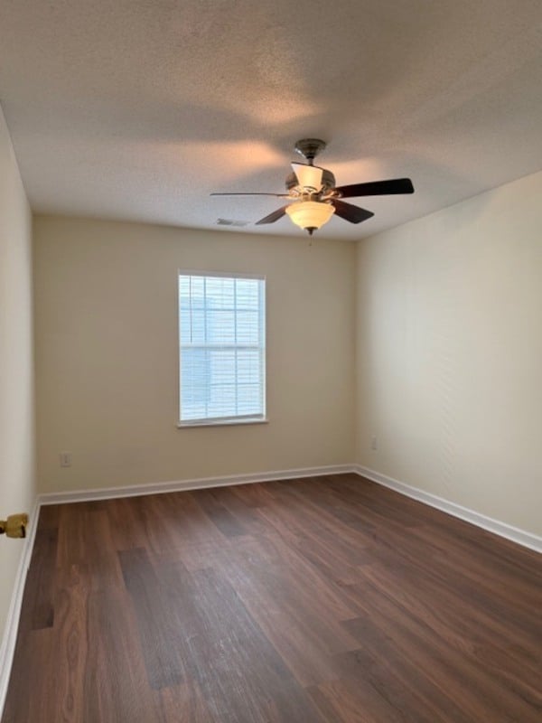 Building Photo - 432 Dahoon Dr