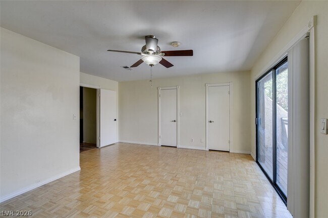 Building Photo - 3318 China Dr