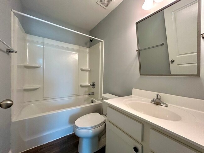 Building Photo - 5309 Merwyn Ave