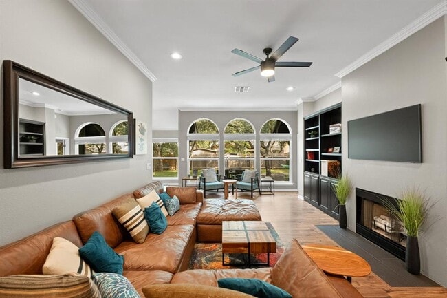 Building Photo - 8716 Bobcat Dr