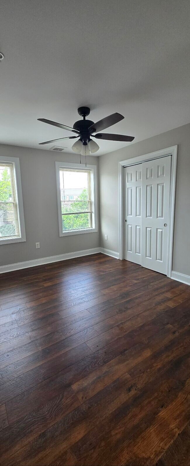 Building Photo - 25 S 2nd St