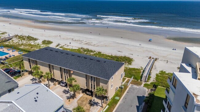 Building Photo - 2010 Ocean Front S