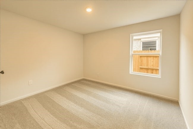 Building Photo - 861 Vlg Brk Dr