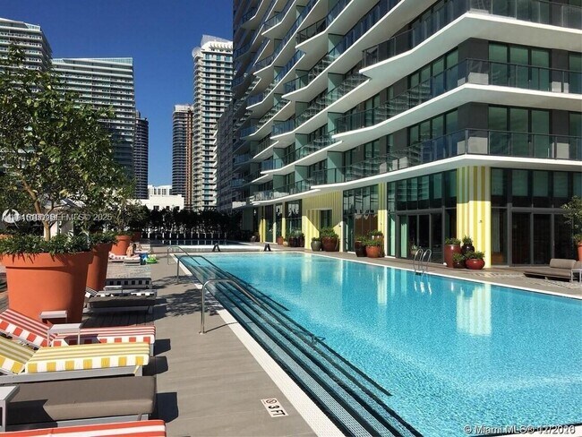 Building Photo - 1300 S Miami Ave