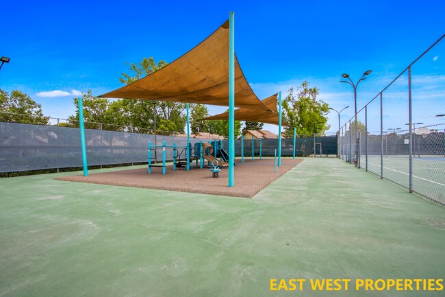 Building Photo - 167 Lemon Grove