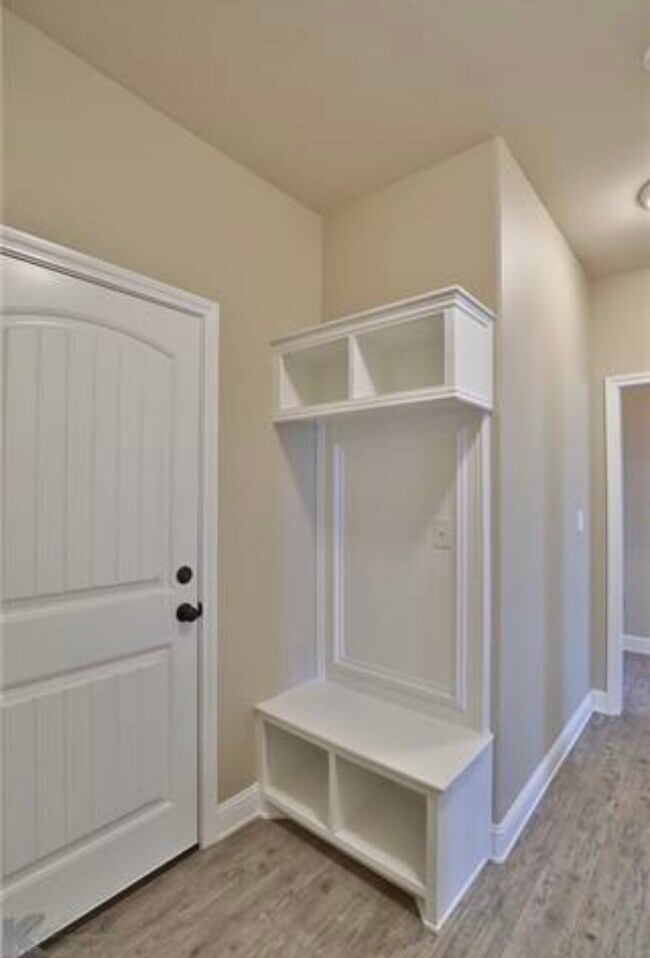 Building Photo - 7509 Olive Grove Ave