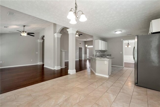 Building Photo - 1480 Ridgemill Terrace NE