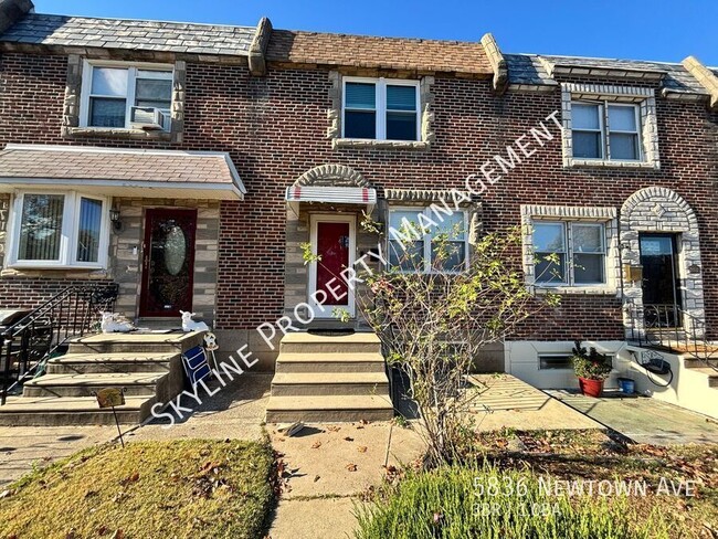 Primary Photo - Charming 3 Bedroom Home For Rent in Lawncr...