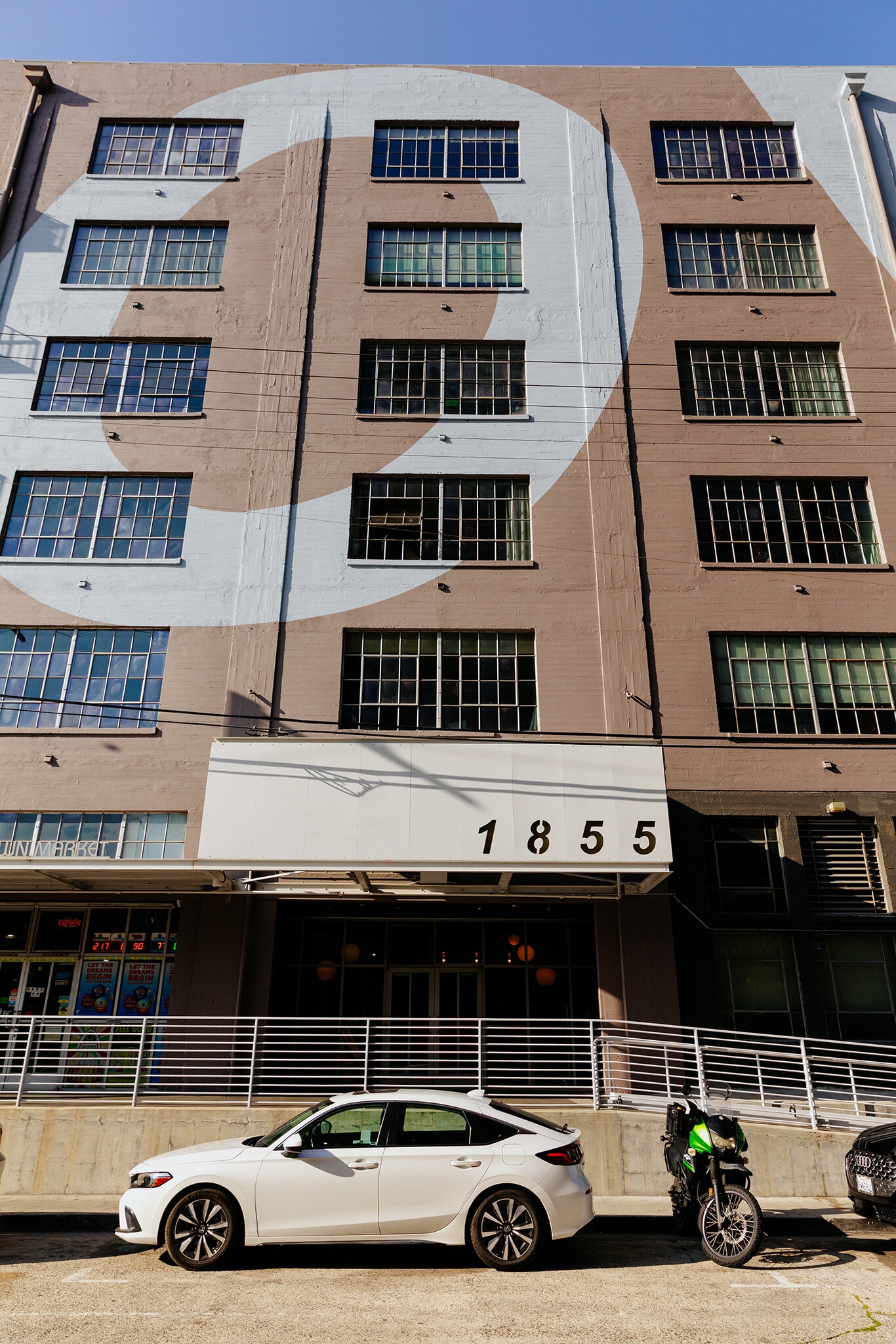 Building Photo - 1855 Industrial St