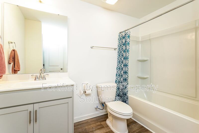 Building Photo - 254 Tally Mdw Ct