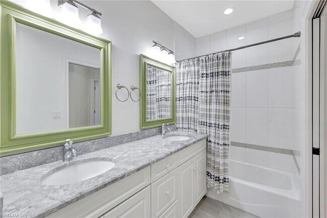 Building Photo - 7052 Timberland Cir