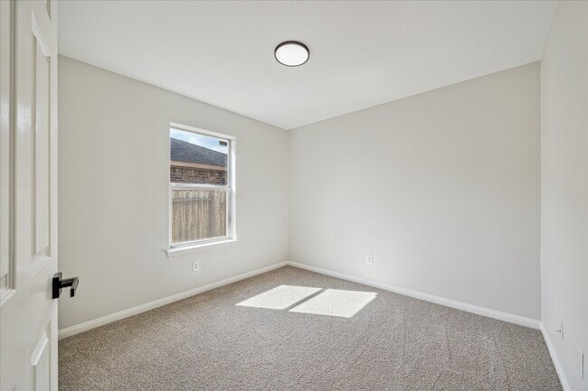 Building Photo - 9410 Silver Beryl Ln