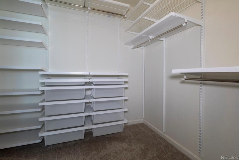 Building Photo - 651 Tiger Lily Way