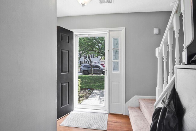 Building Photo - 4037 Broadbill Cir