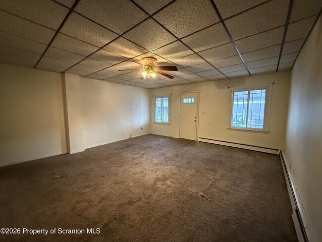 Building Photo - 947 Carmalt St