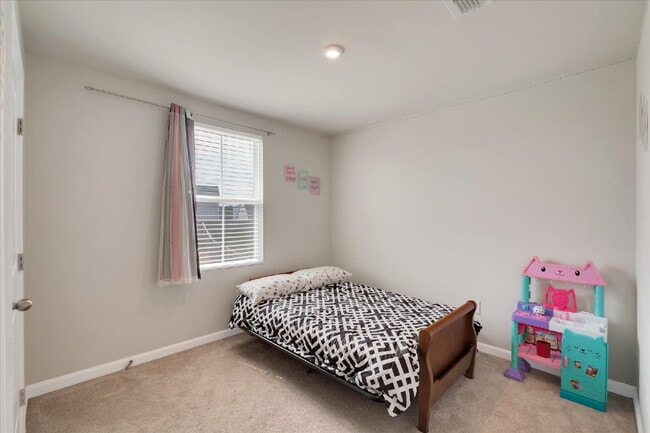 Building Photo - *Showings available starting after May 4th! / Beautiful 4BR / 2.5BA Home Offering Space, Comfort ...