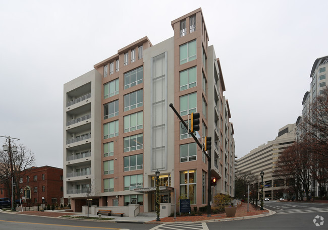 Building Photo - The Lauren Residences