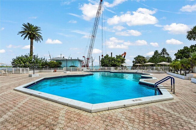 Building Photo - 11111 Biscayne Blvd