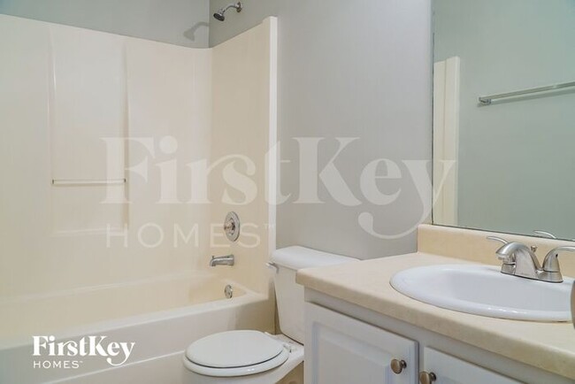 Building Photo - 210 James Allen Pl