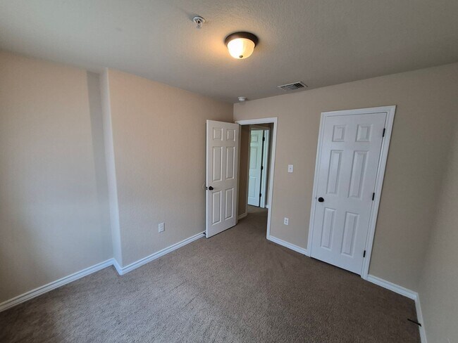 Building Photo - 6309 Attucks Ln