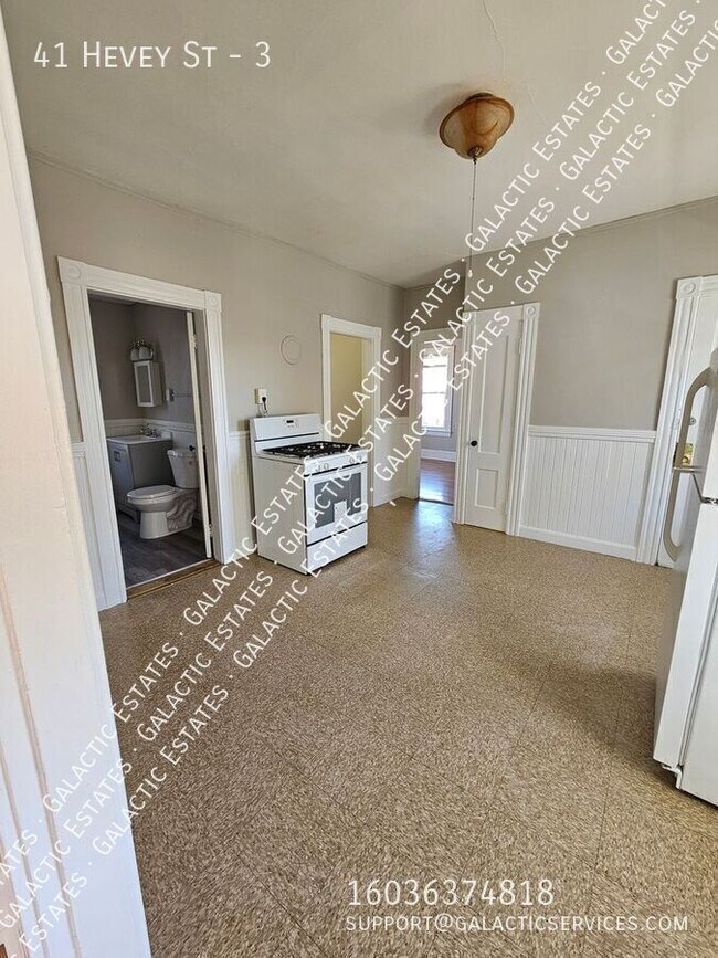 Building Photo - 41 Hevey St