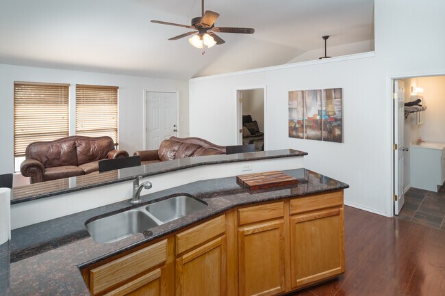 Building Photo - A slice of the Texas Hill Country - 1 Bedroom, 1 Bathroom with large back deck!