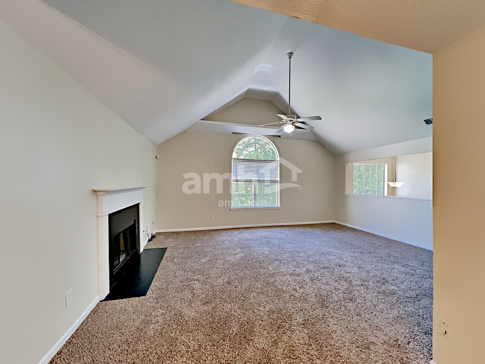 Building Photo - 4319 Caroline Ct