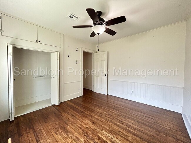 Building Photo - FOR LEASE | University of Tulsa | Availabl...
