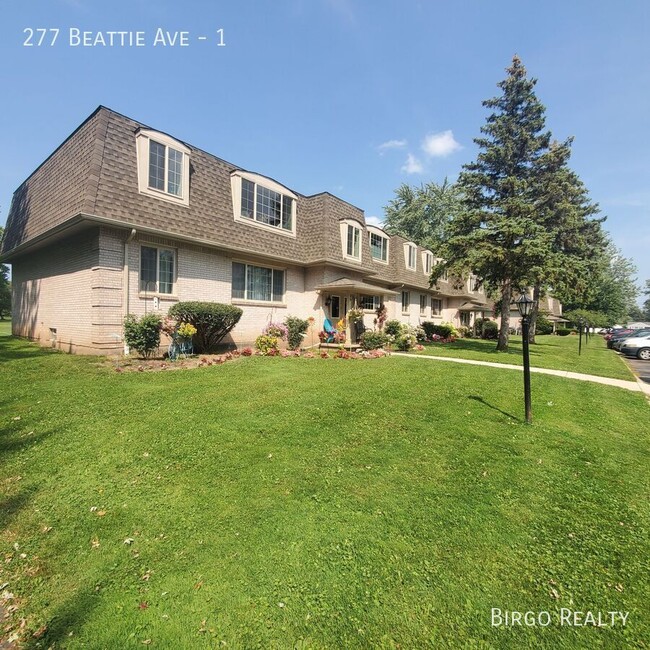 Building Photo - Move in Ready! Large and lovely 2-bedroom ...