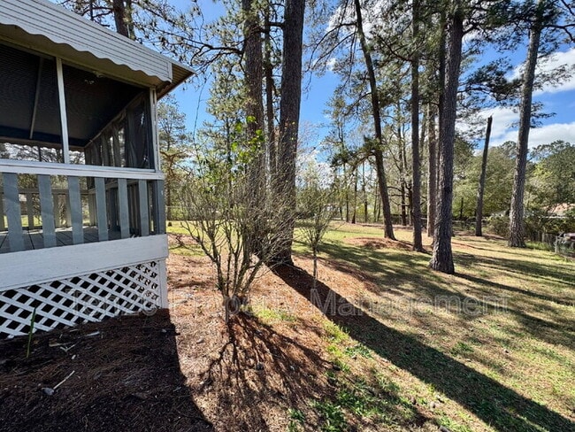 Building Photo - 6732 Playfield Dr