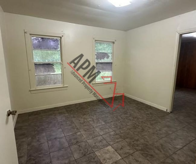 Building Photo - Great 4 bed Family Home