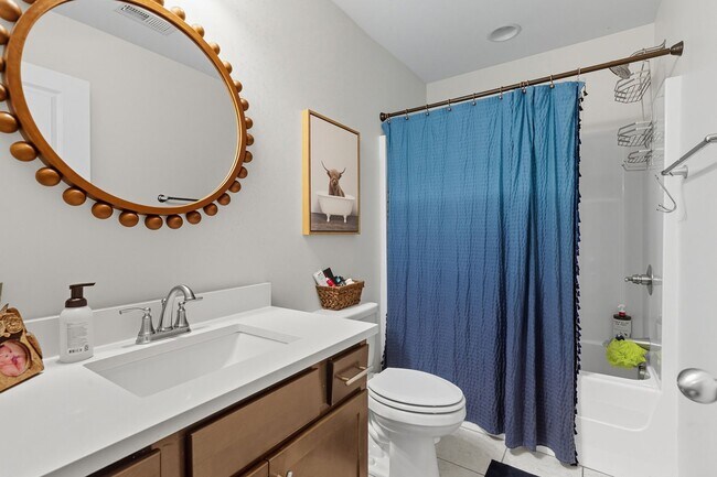 Building Photo - West Knoxville 37923 - 5 bedroom, 3 bath h...